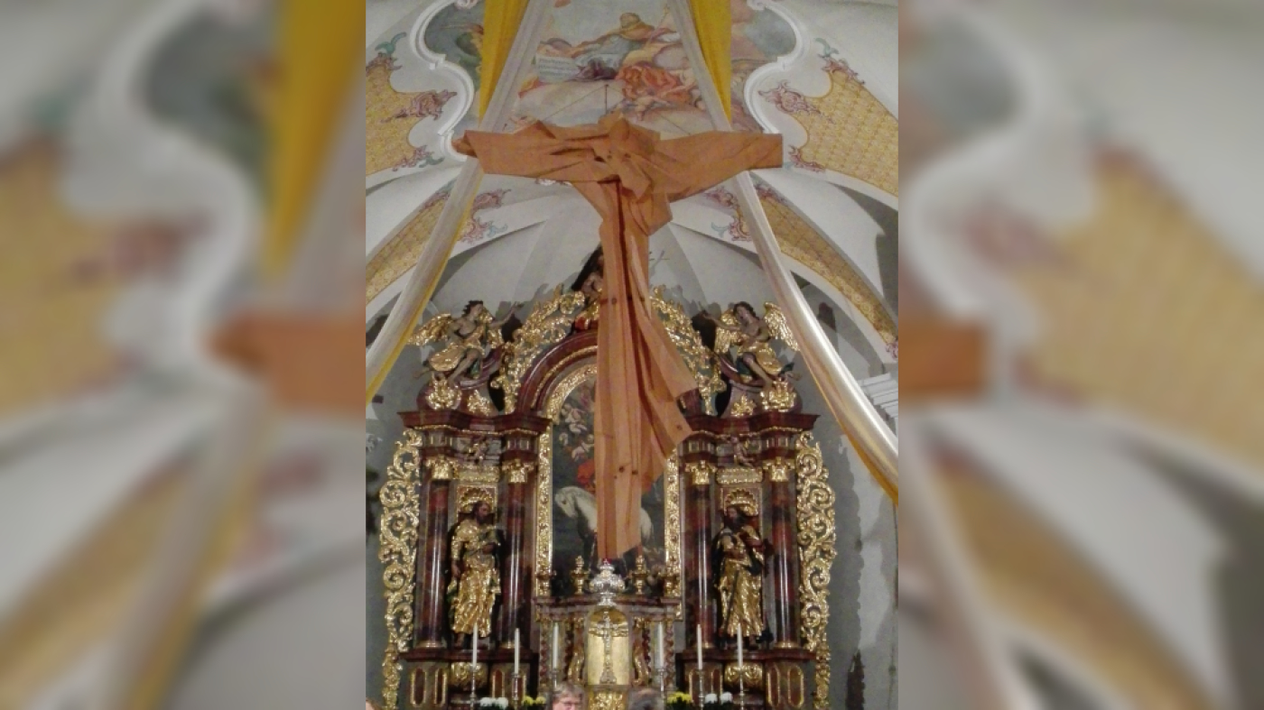 Auferstehungskreuz